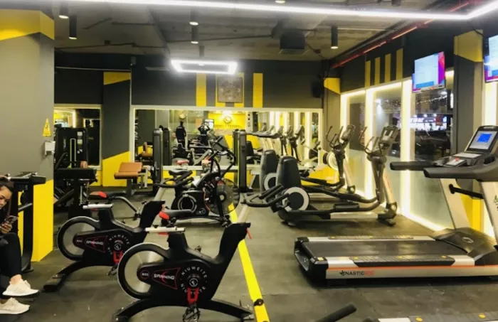 Фитнес "Leaders Fitness"