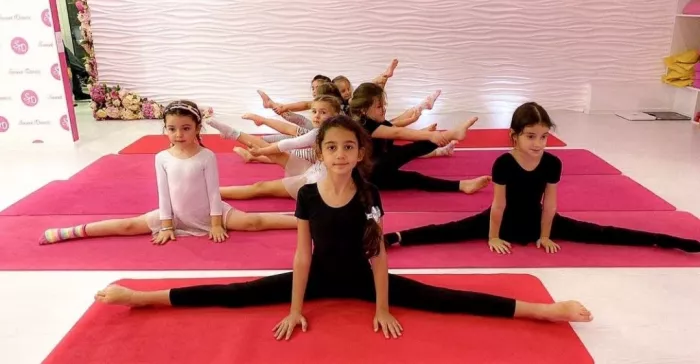 Студия фитнеса и танцев " Sweet place studio"