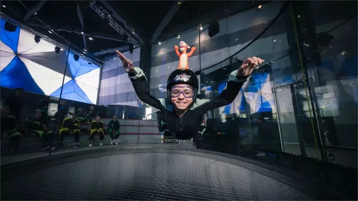 Аэроклуб "Inflight Dubai Indoor Skydiving"