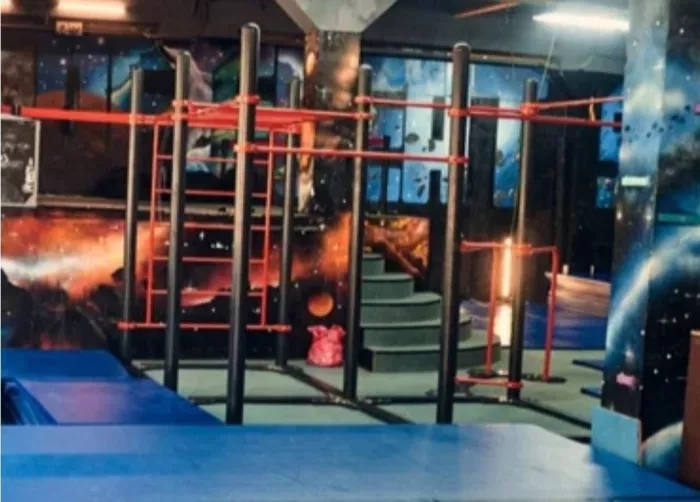 Школа паркура и воркаута "Offbeats Loft"