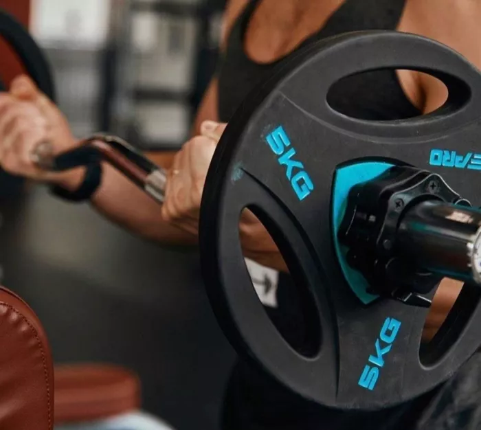 Фитнес центр "Powerhouse Gym"