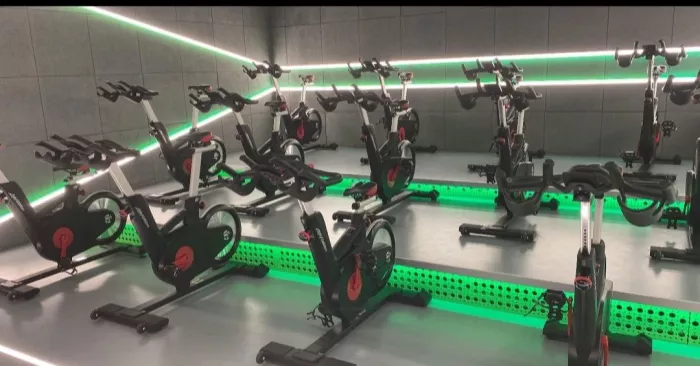 Фитнес клуб "XFIT"