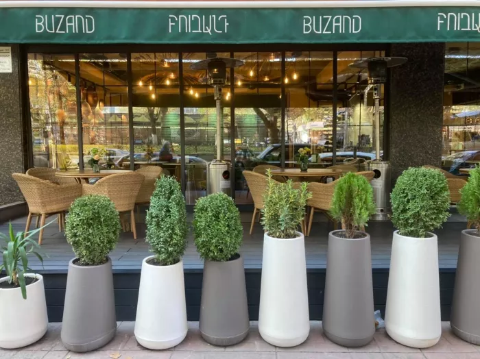 Кафе "Buzand"