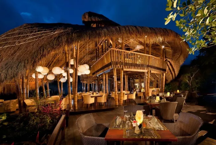 Ресторан "Delicioso Bistro & Restaurant"