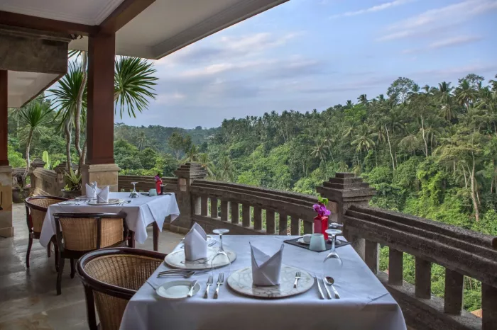 Ресторан "Nasi Bali Restaurant & Bar Legian"