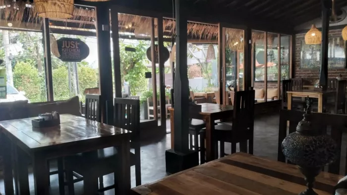Ресторан "Just Kitchen Georgian Restaurant"