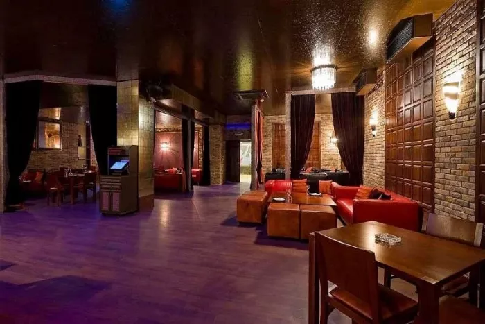 Боулинг-клуб "Out Hall"