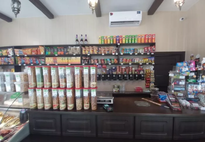 Магазин "Хадыжи плюс" на Промышленной