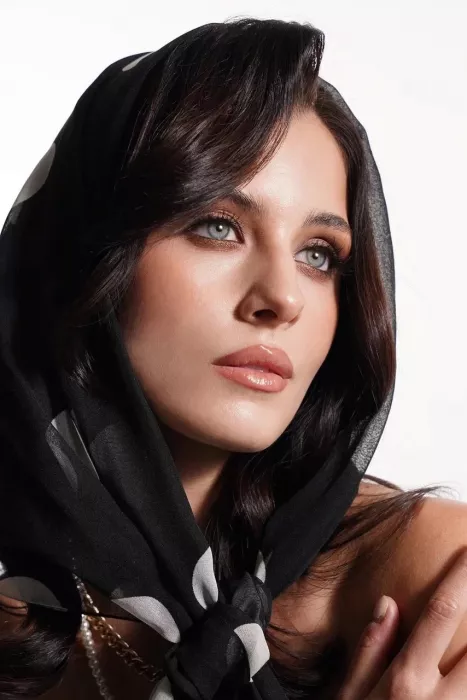 Модельное агентство "Zhara Models" на Международной