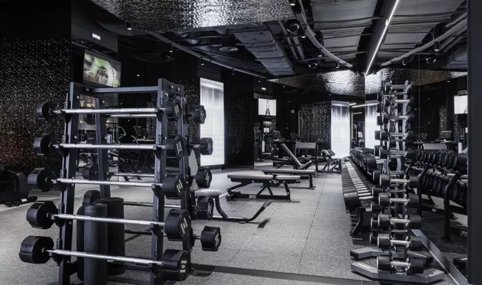 Фитнес клуб "Encore Fitness"