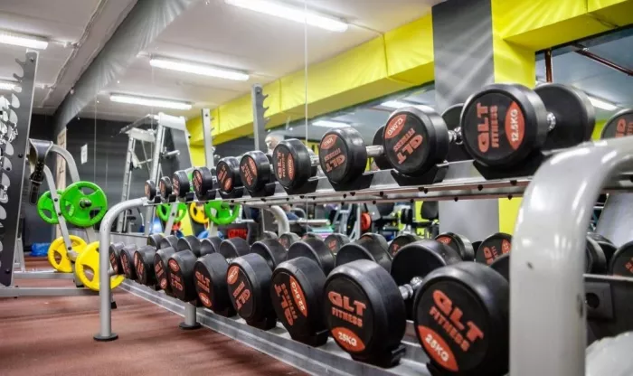 Фитнес клуб " IRON GYM"