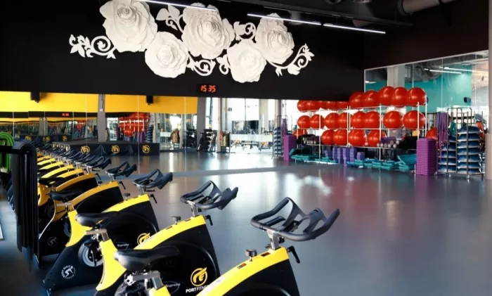 Фитнес клуб "Port Fitness"