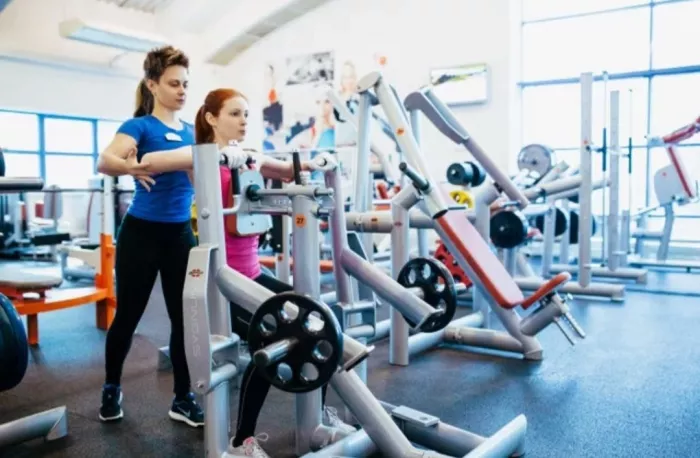 Фитнес клуб "AversFit"