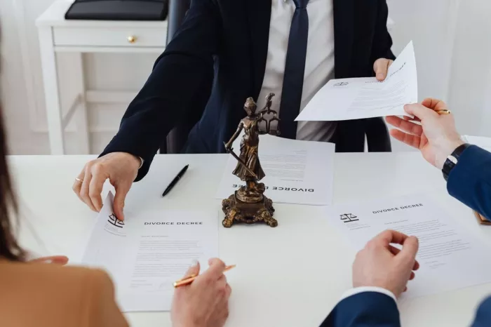 Юридическая фирма "Pogossians Law Group"