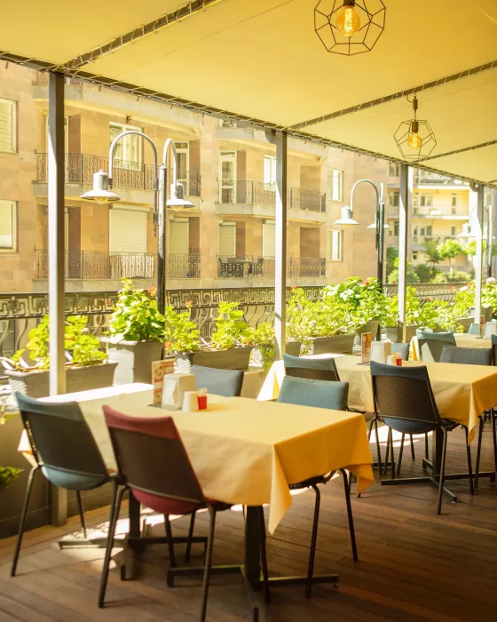 Ресторан "L’ETE Cafe & Veranda"