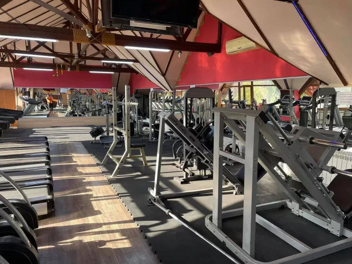 Фитнес-клуб "Action Fitness"
