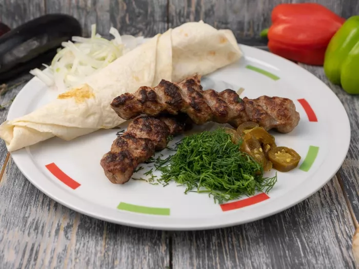 Магазин фастфудной продукции "У Артура" на Парковой