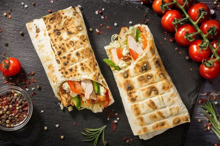 Магазин фастфудной продукции "У Артура" на Гагарина