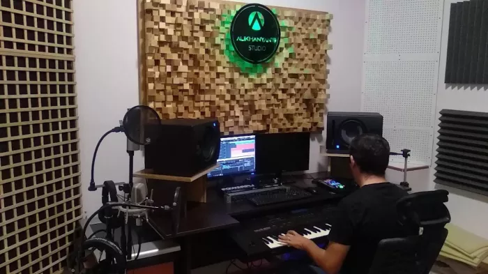 Студии звукозаписи "Alikhanyan's Studio"