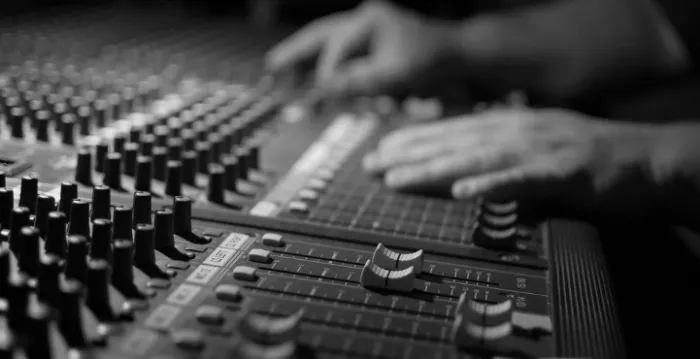 Студия звукозаписи "Wanenwan Studio"