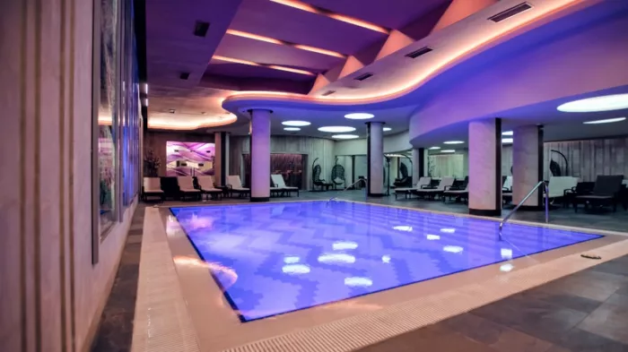 Спортивно-оздоровительный комплекс "Multi Wellness"