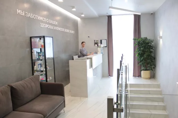 Стоматологическая клиника "Dentalroom"