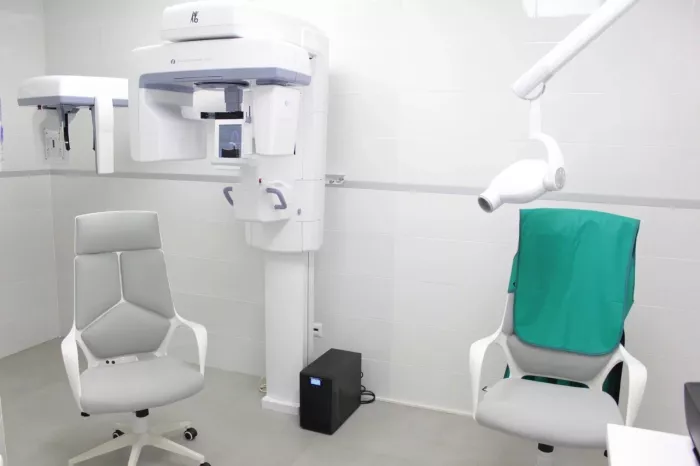 Стоматологическая клиника "Dentalroom"
