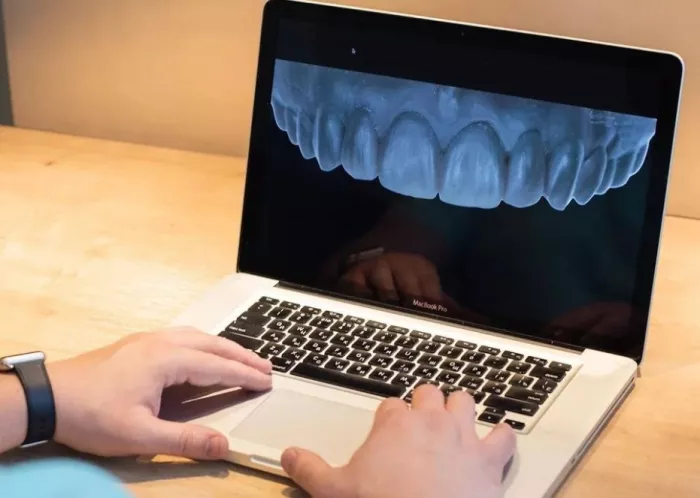 Стоматологическая клиника "IQ dental clinic"