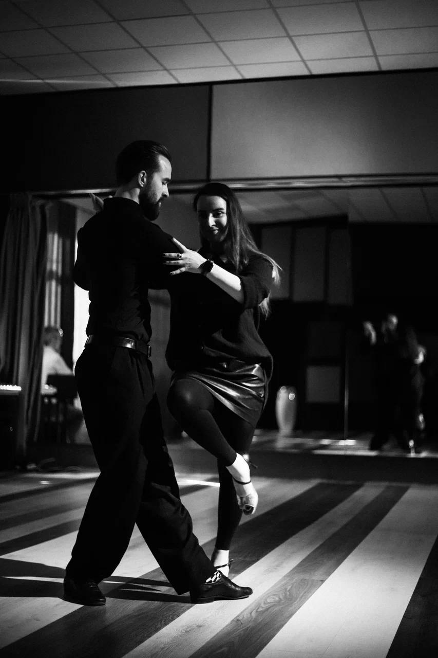 Школа танцев "Bovarov Tango Club"