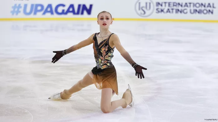 Школа фигурного катания Александры Муравьевой "Smile-Skating"