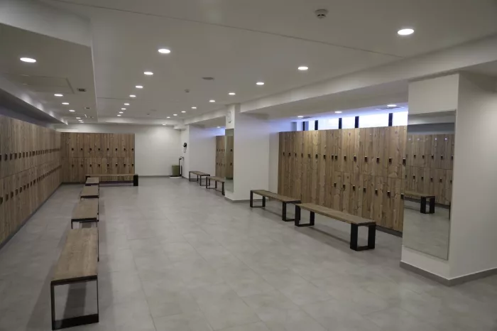 Спортивный комплекс "Gold`s Gym"