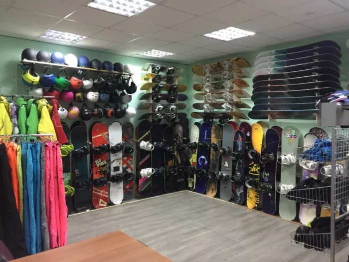 Прокат сноубордов и горных лыж "Snowboardliffe"