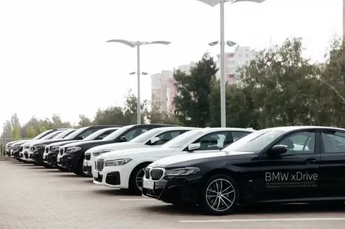 Автосалон "BMW КЛЮЧАВТО"