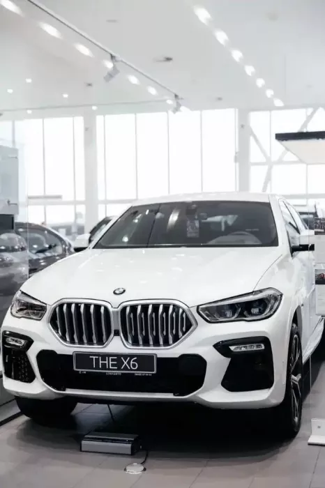 Автосалон "BMW КЛЮЧАВТО"