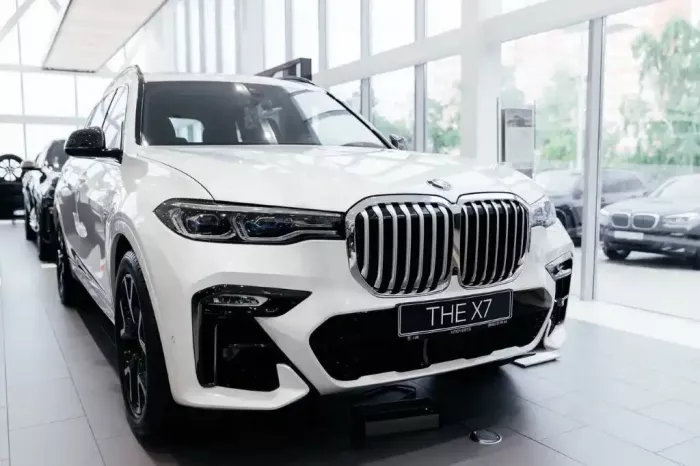 Автосалон "BMW КЛЮЧАВТО"