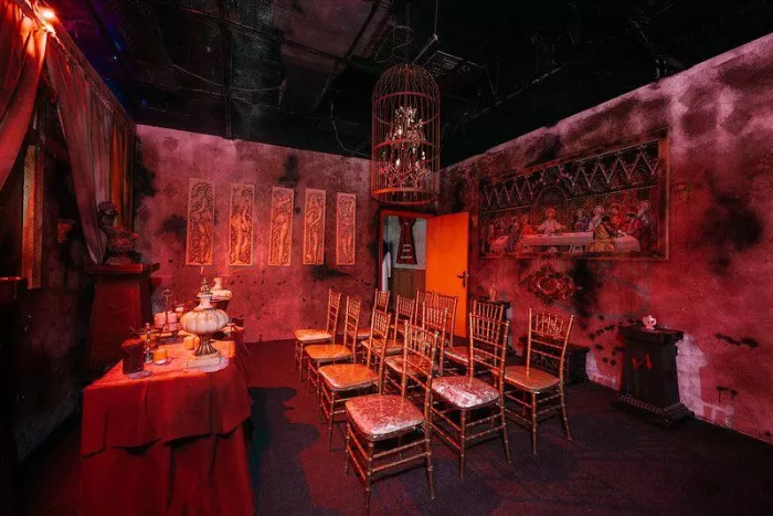 Квест-шоу «BlackOut Realistic Horror & Escape Games»