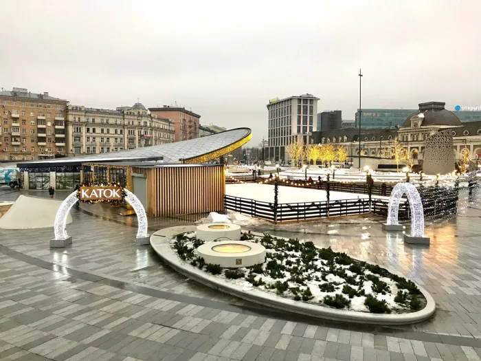Каток «MEGAICE» в ТЦ Авиапарк