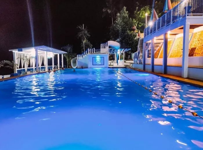 Отель «Little Santorini Mountain Resort»