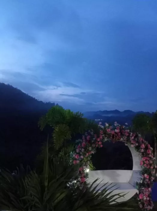 Отель «Little Santorini Mountain Resort»