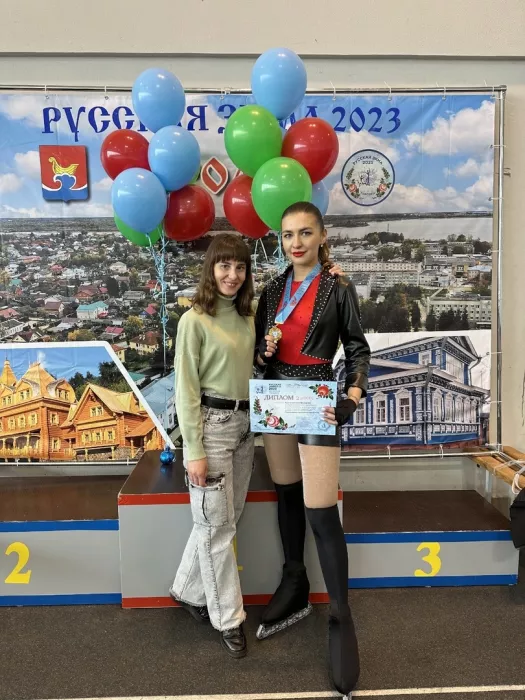 Школа фигурного катания для взрослых "Мечта" на Московском