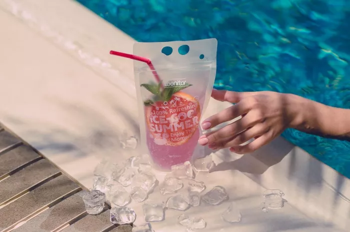 Бассейн "The Pool"