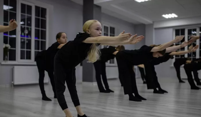 ​Школа современного танца "Эксперимент"