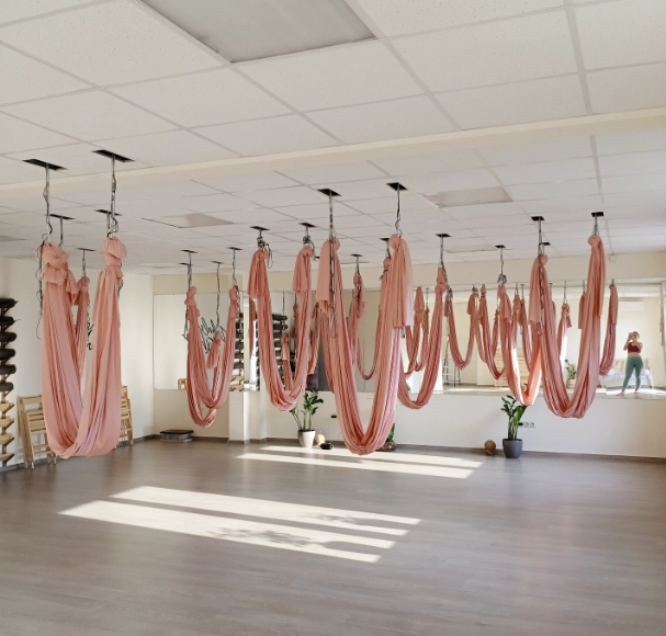 ​Студия йоги "Lotus yoga studio"