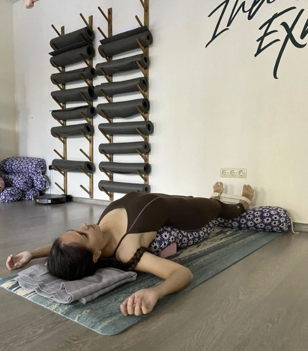 ​Студия йоги "Lotus yoga studio"