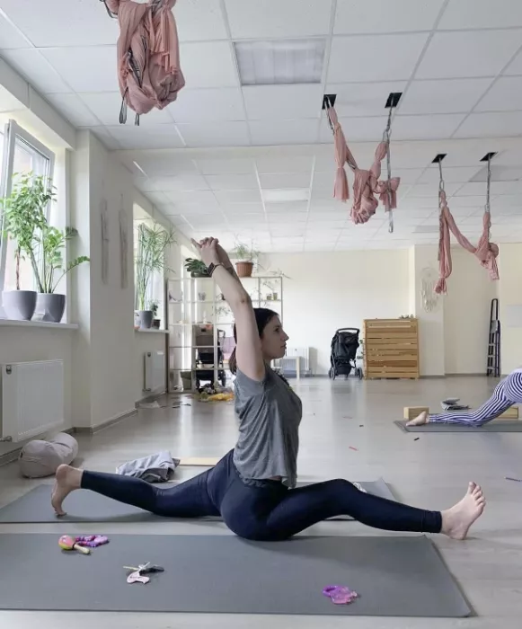 ​Студия йоги "Lotus yoga studio"