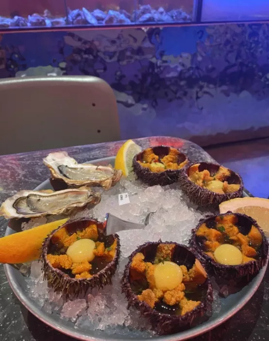 ​Рыбный ресторан "Lure Oyster Bar"