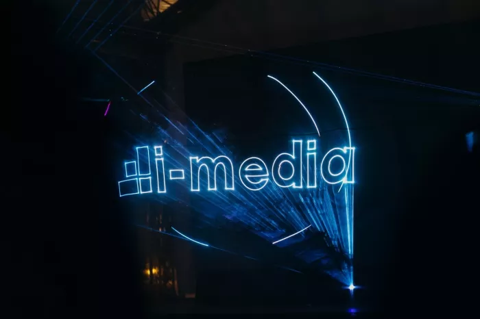Рекламное агентство "i-Media"
