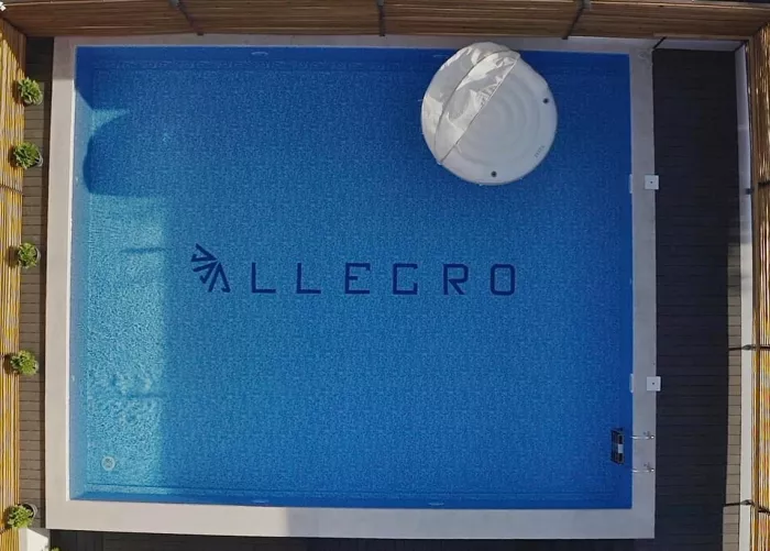 Бассейн "Rooftop Beach Allegro"
