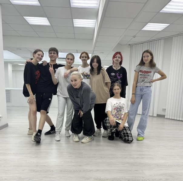 Школа танцев "ТСЦ им. Людмилы Арабаджиевой"