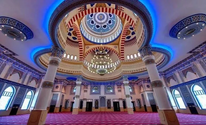 Мечеть Al Farooq Omar Bin Al Khatab